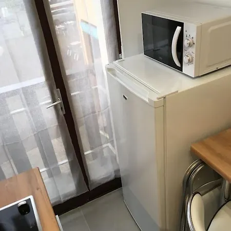 公寓 Superbe Studio Avec Parking Prive Gratuit *